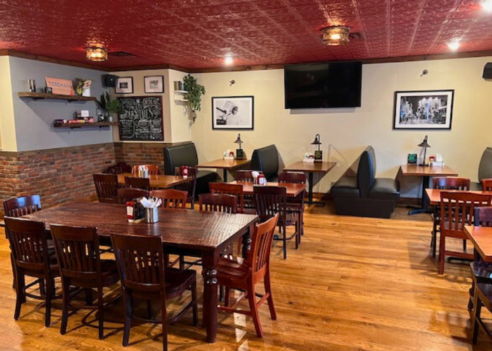Classic American Bar & Grill - Image 2