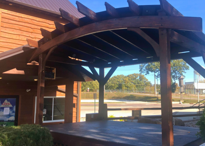 Lakeside Restaurant and Pub - Image 4