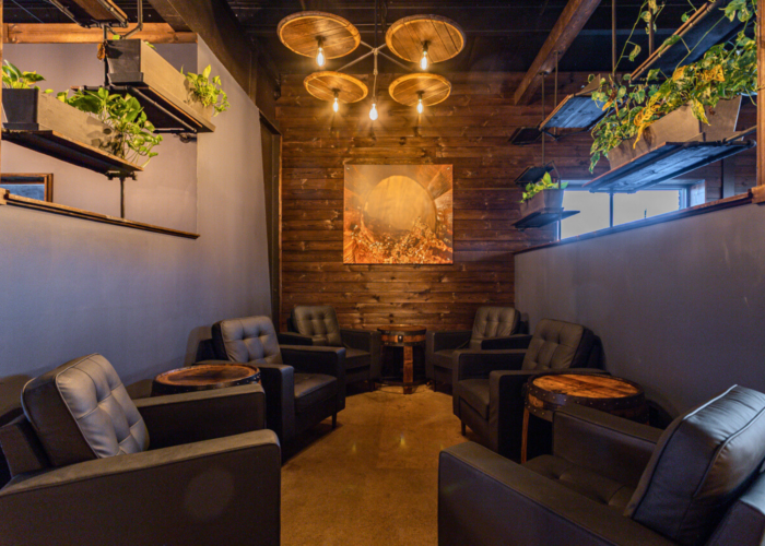 The Lounge - Image 4