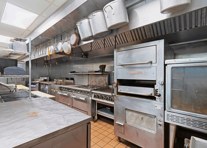 Restaurant, Bar & Event Center in the Northwoods - Image 6