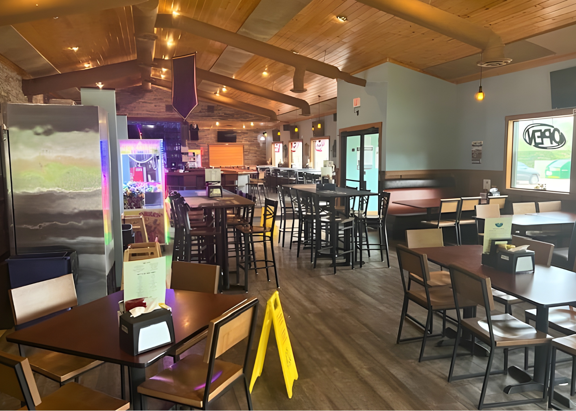 The Ozark Tavern - Image 2