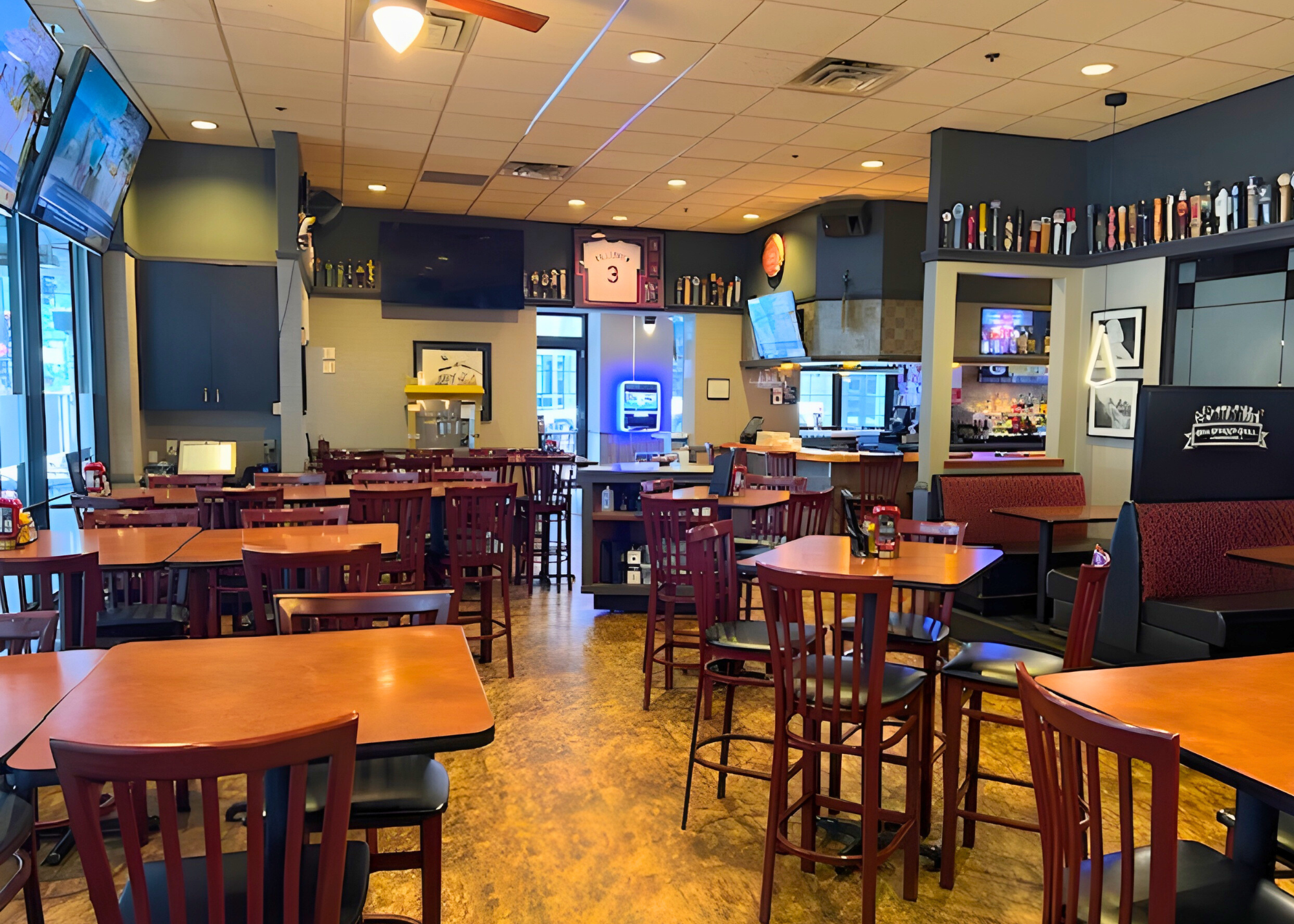 8th Street Grill - Image 3