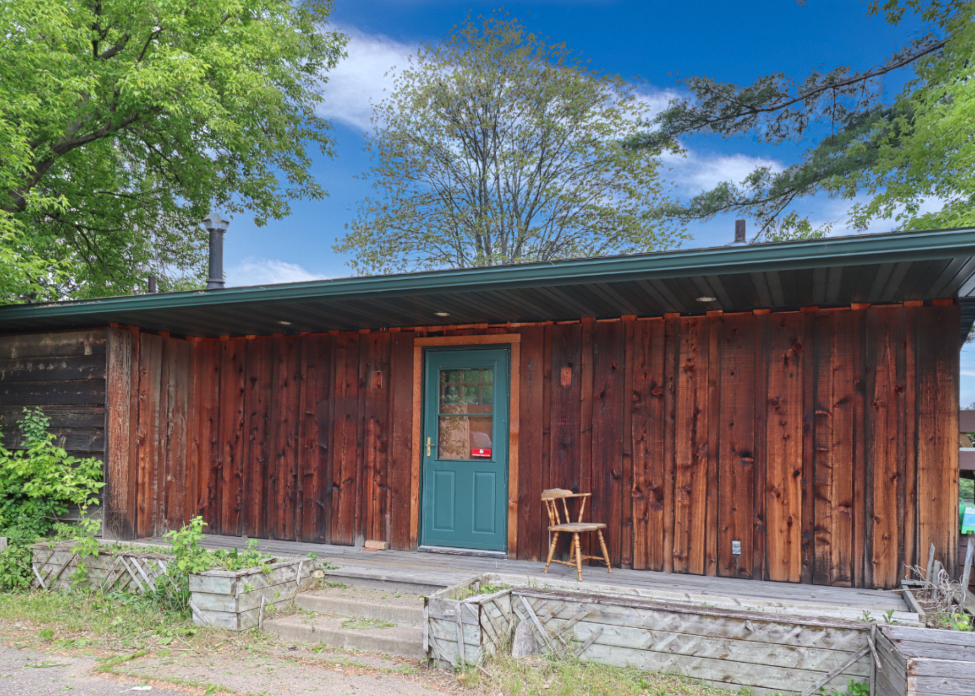 Iconic Northwoods Supper Club on Premier Waterfront Location - Image 11