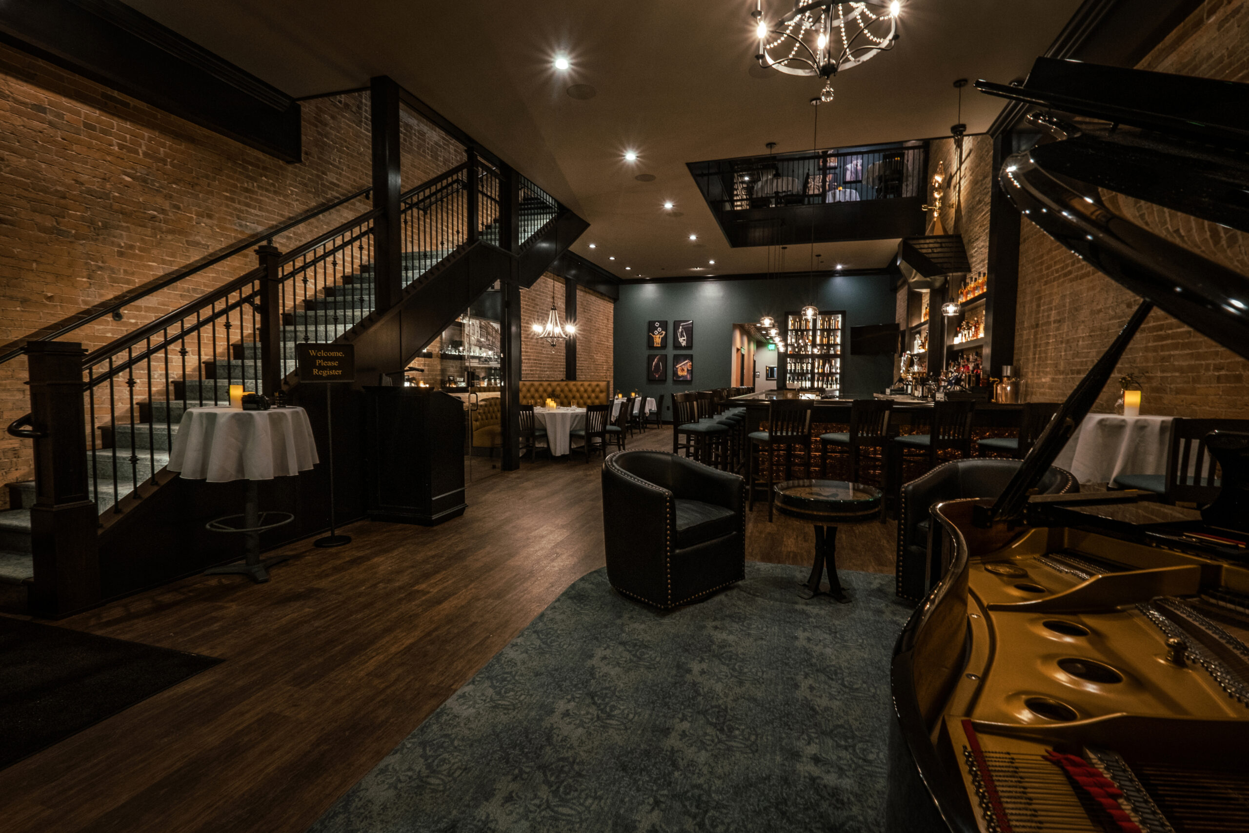 Signature Fine Dining Restaurant - Image 3